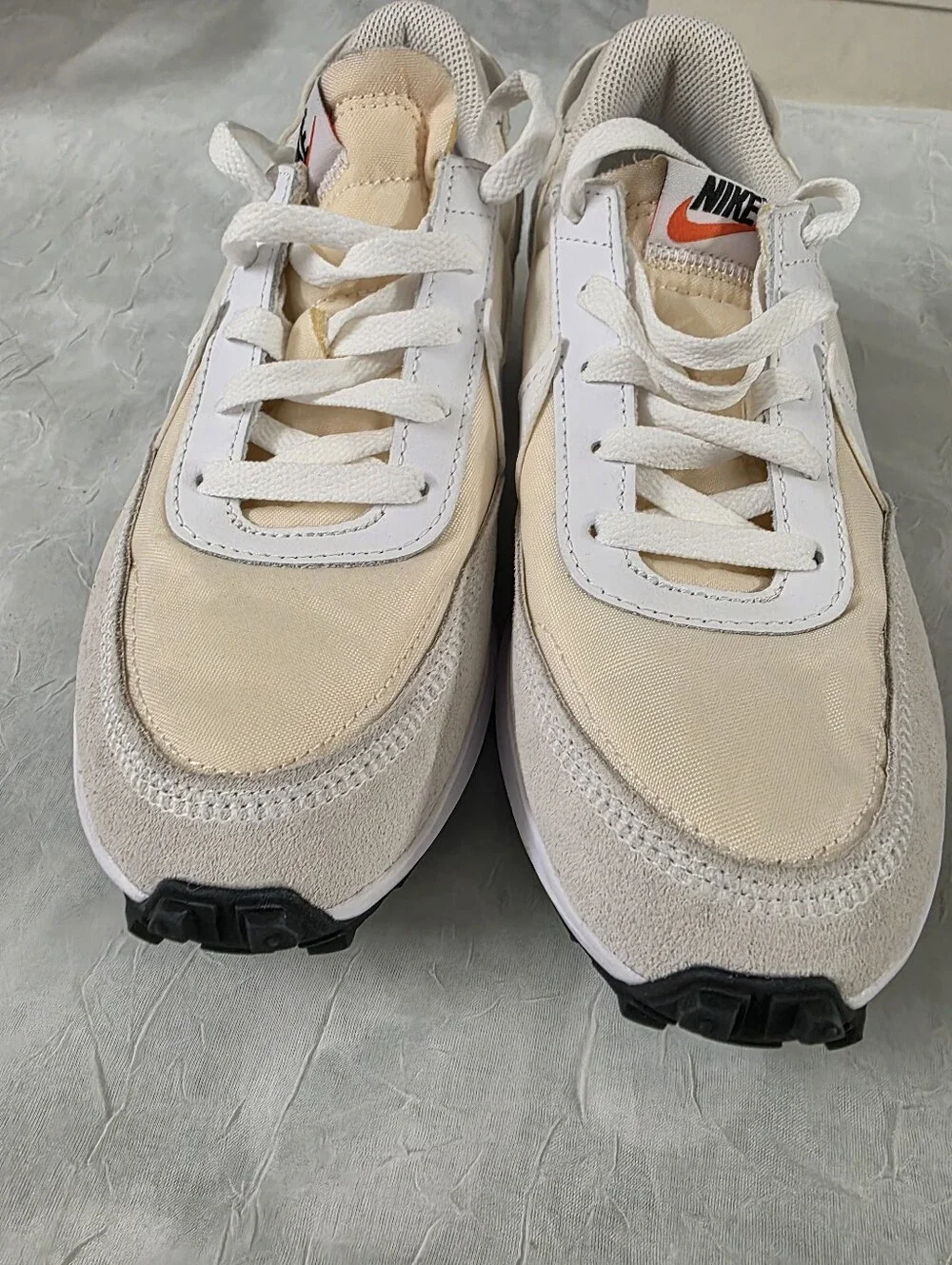 Nike Men's  Waffle Beige and White Retro Runner Sneakers Size 8